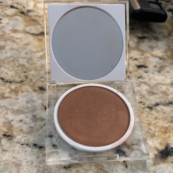 RMS Beauty bronzer - Picture 2 of 5